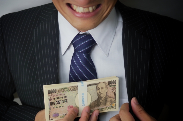 ヤミ金業者は金をせしめてほくそ笑む。名取市の弁護士や司法書士への無料相談に一歩踏み出す